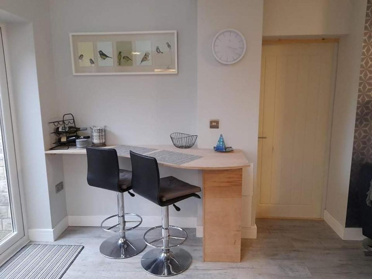 Outstanding Modern 1-Bed House In Chippenham Chippenham (Wiltshire) Luaran gambar